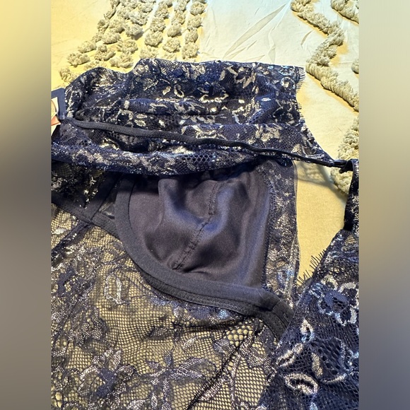 Victoria’s Secret Dream Angels Long Sleeve Lingerie Top - Picture 8 of 11